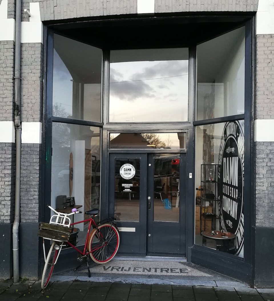 De voormalige Damn Good Soap winkel